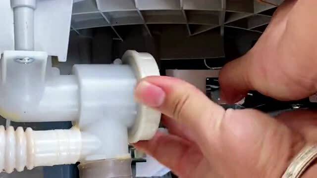 洗衣机到达预定水位不洗涤怎么办？我来告诉你怎么解决，一招就能搞定